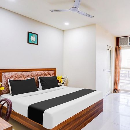 Hotel Super Collection O Sector 104 Noida Exterior foto